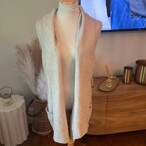 RD Style hooded sweater best size large.